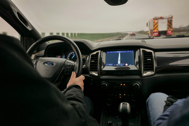 Choosing the Right GPS Navigation System