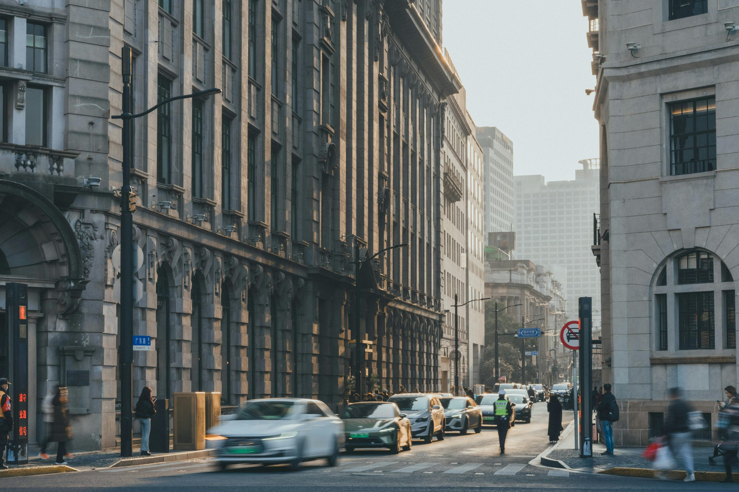 Pedestrian-Only City Centers: Cars Banned from Downtown