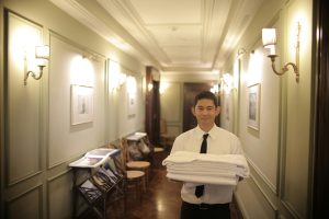 Hotel Staff Tipping Guidelines for Different Countries