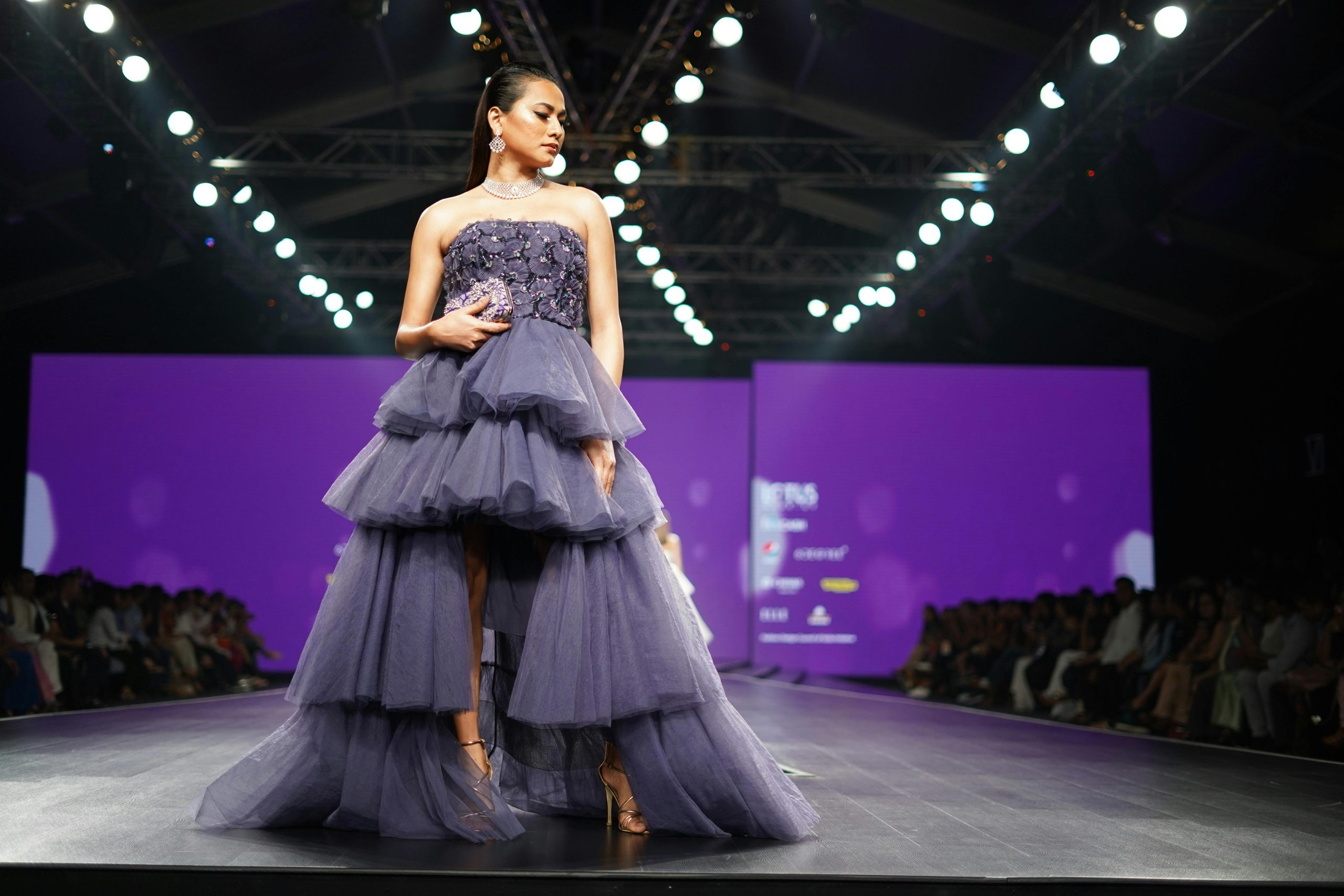 How Virtual Shows Revolutionize Fashion Weeks