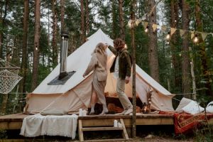 Glamping Sites Combine Nature With Luxury Comfort
