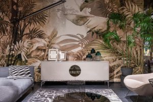 Luxury home markets defying national trends